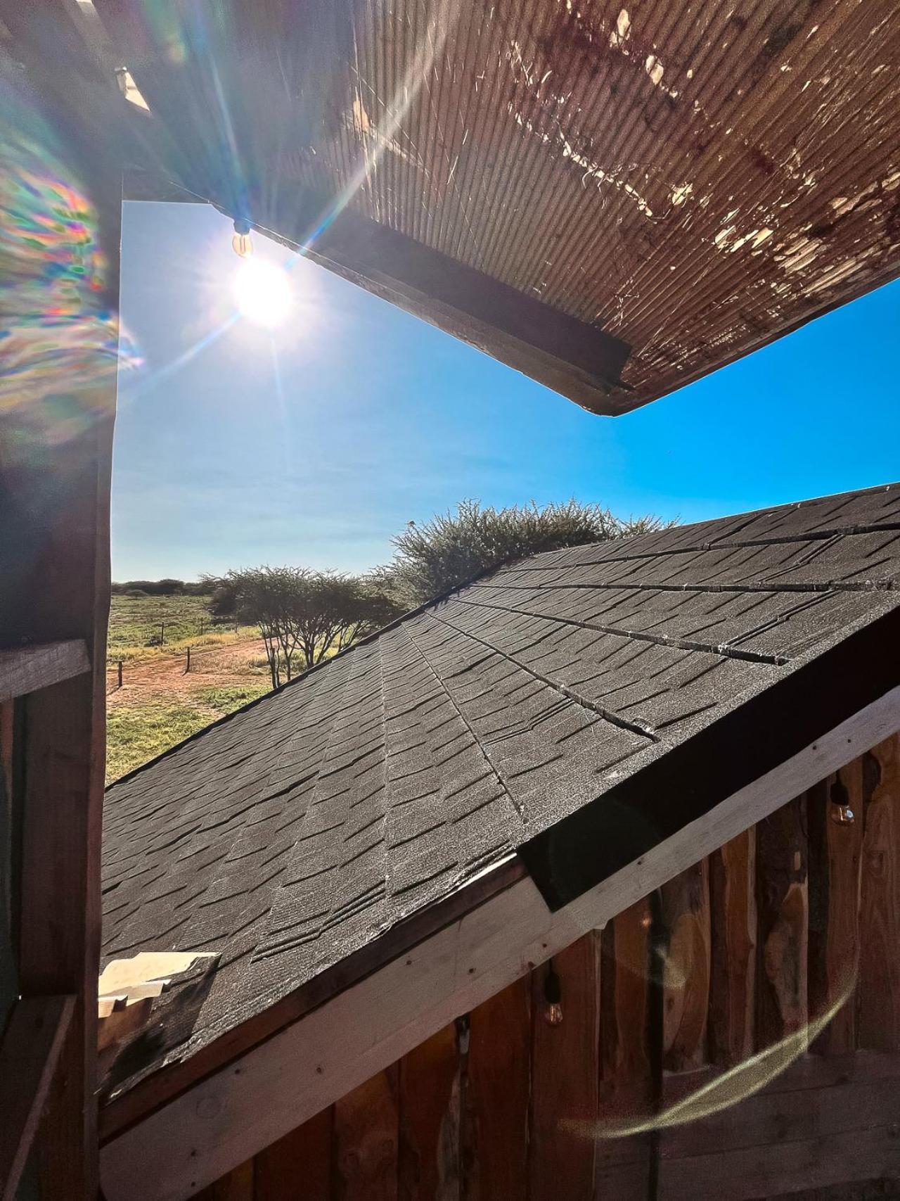 Kilimanjaro View Cabin-Amboseli Oloitokitok Rum bild