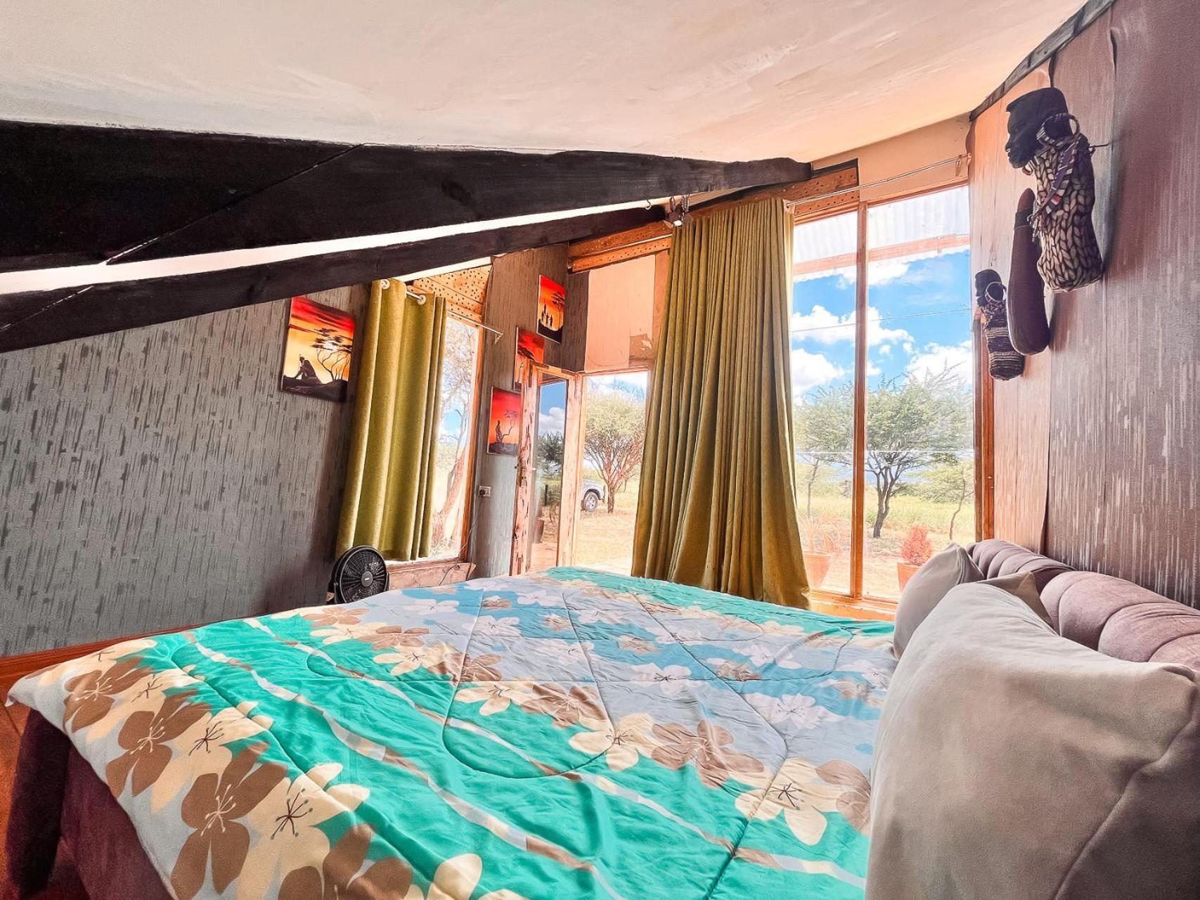 Kilimanjaro View Cabin-Amboseli Oloitokitok Rum bild