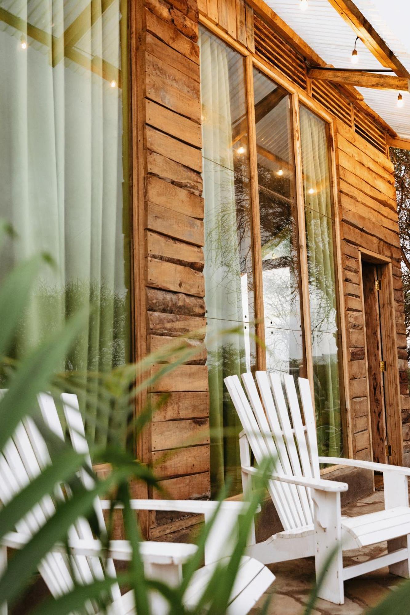 Kilimanjaro View Cabin-Amboseli Oloitokitok Exteriör bild