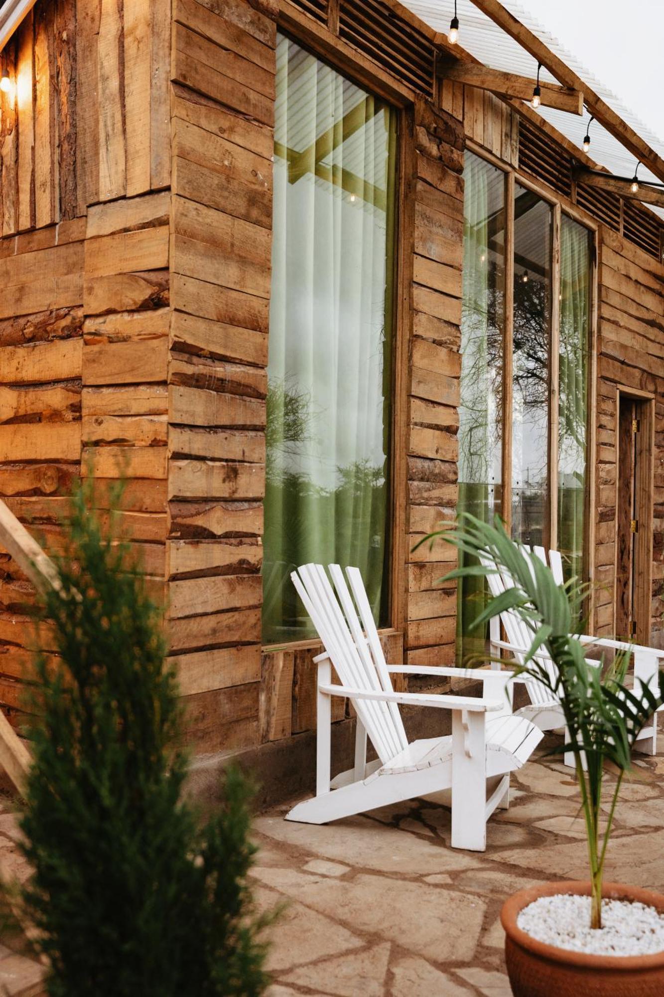 Kilimanjaro View Cabin-Amboseli Oloitokitok Exteriör bild