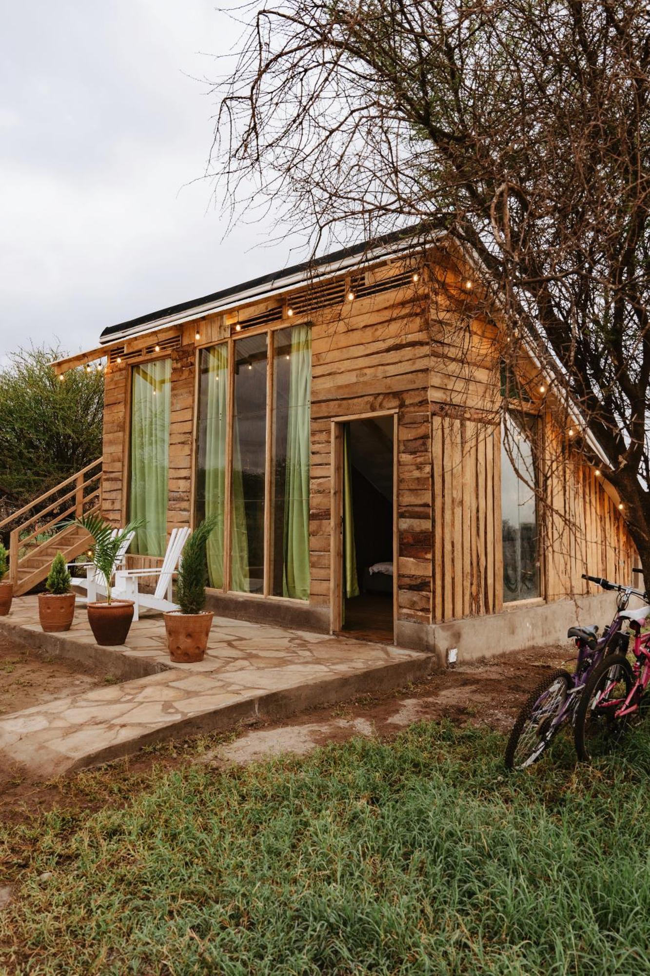 Kilimanjaro View Cabin-Amboseli Oloitokitok Exteriör bild