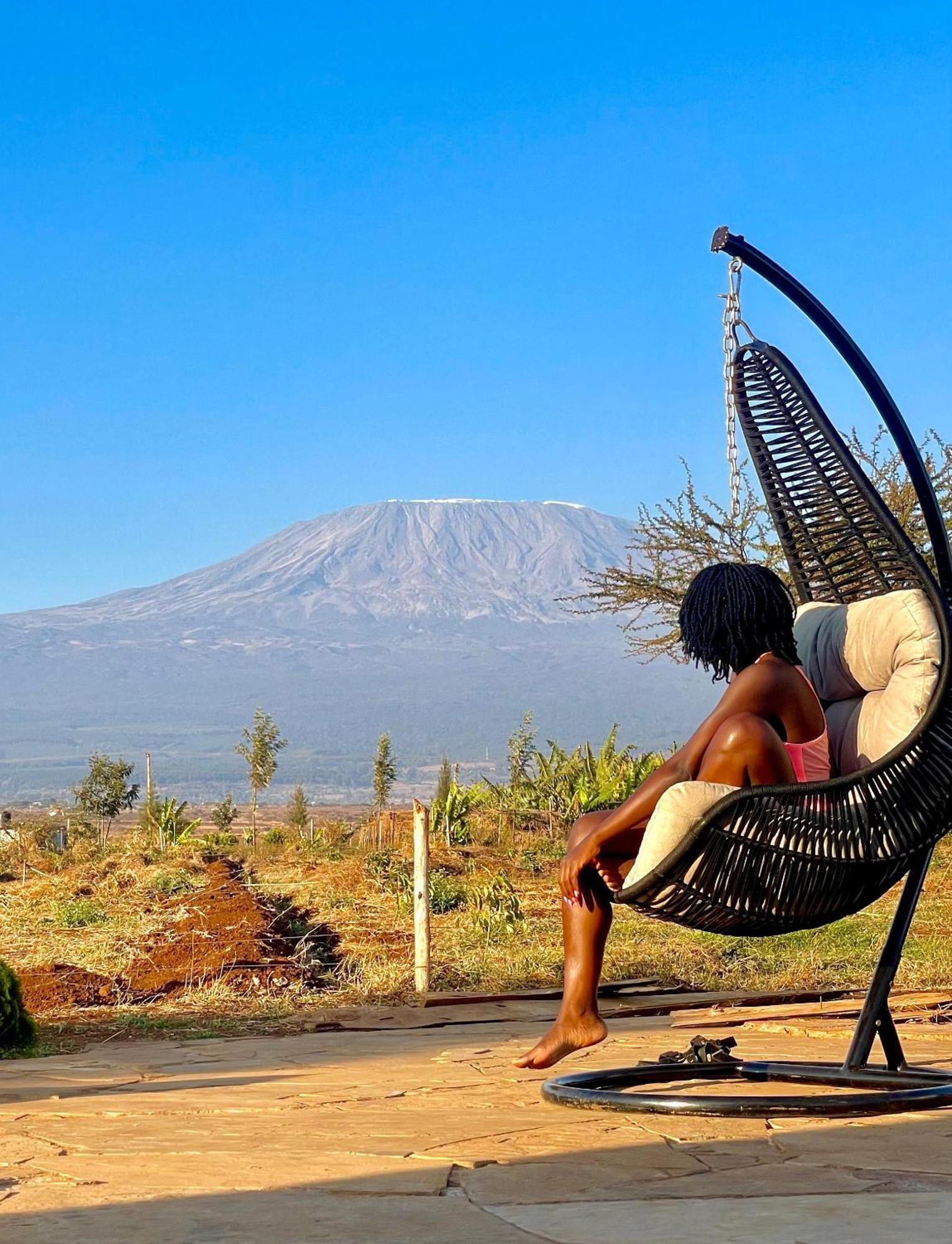 Kilimanjaro View Cabin-Amboseli Oloitokitok Exteriör bild